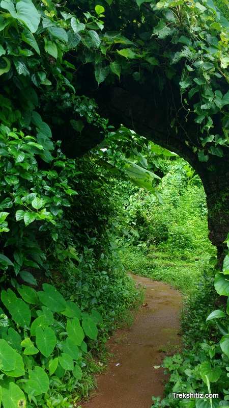 Entrance to Roze Ghumat Banda Fort